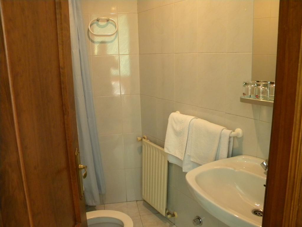 Hotel Solymar Bricia Стая снимка